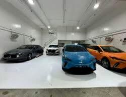 Carros Centre (D25), Factory #534419321